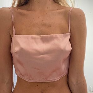 Pink silk crop top 💓.